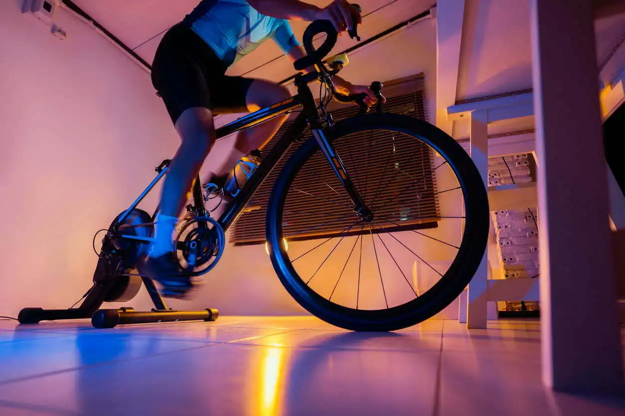 Cyclist training indoors